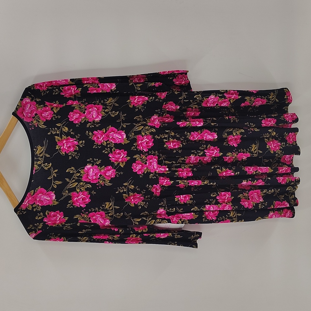 Torrid Super Soft Scoop Neck Strappy Babydoll Tee Size 1X pink And Black Stretch - Picture 2 of 4